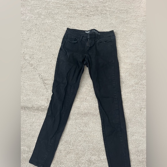 Black skinny jeans - Picture 3 of 4